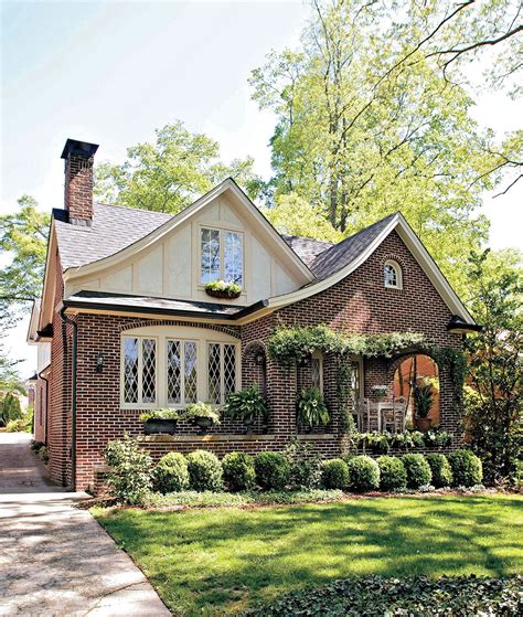 tudor style homes ideas.